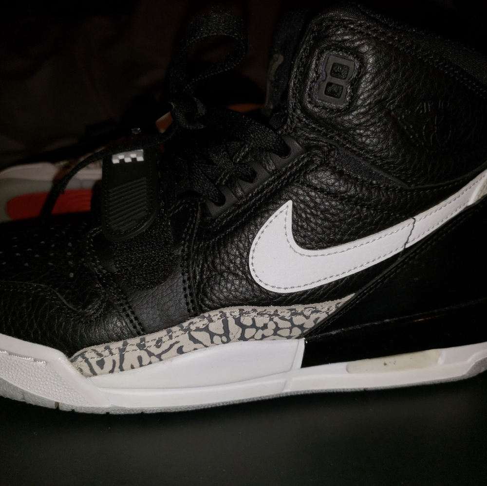 Air Jordan Legacy 312